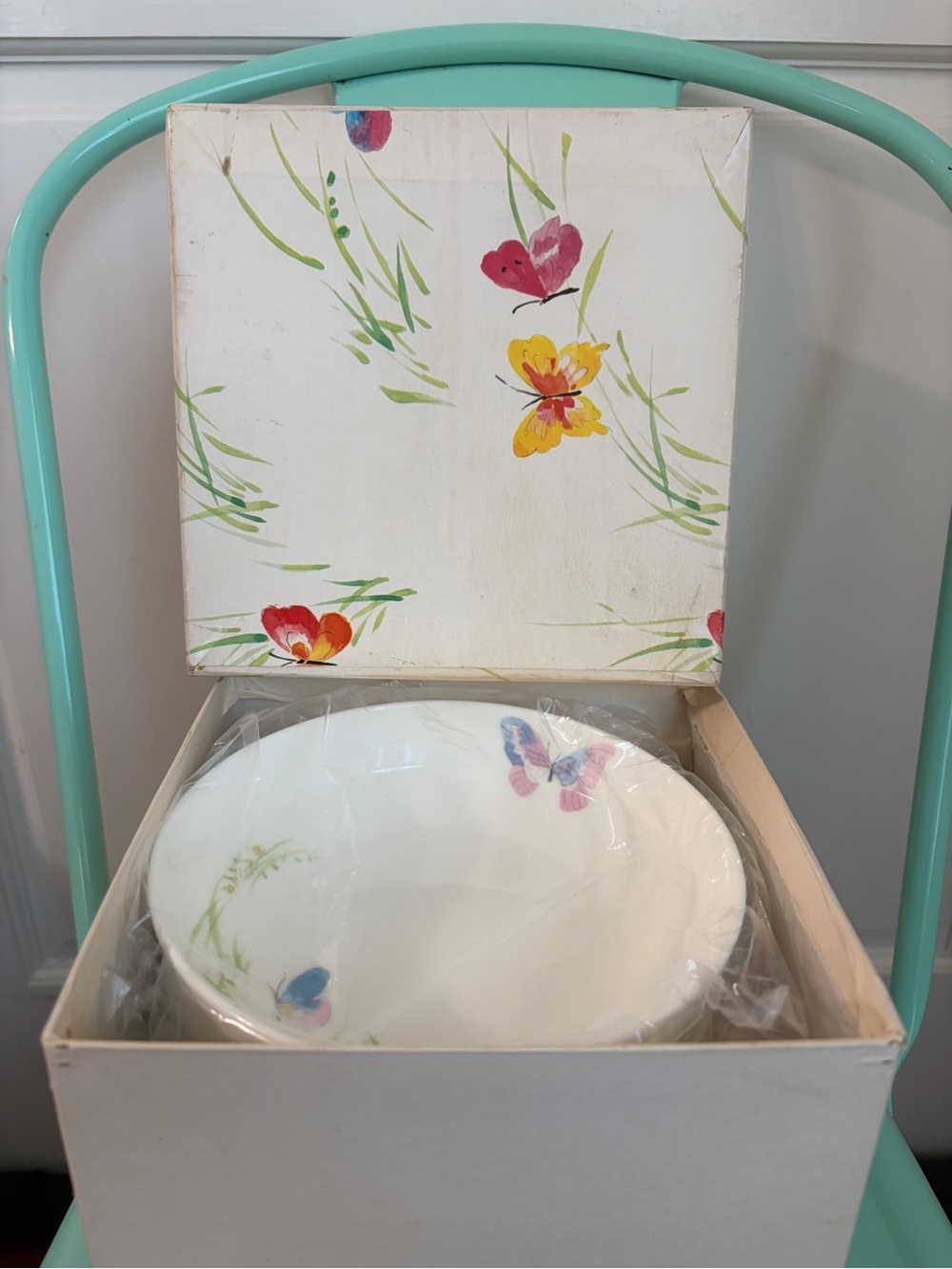 NIB Vintage Mikasa Mariposa by Vera Neumann Soup Bowls-Set of 4 Japan
